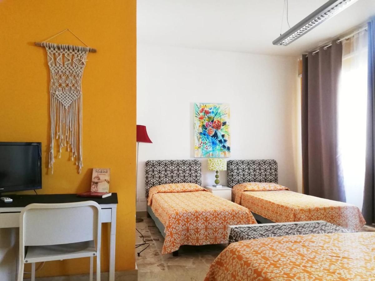 Trinaco B&B Катания Екстериор снимка